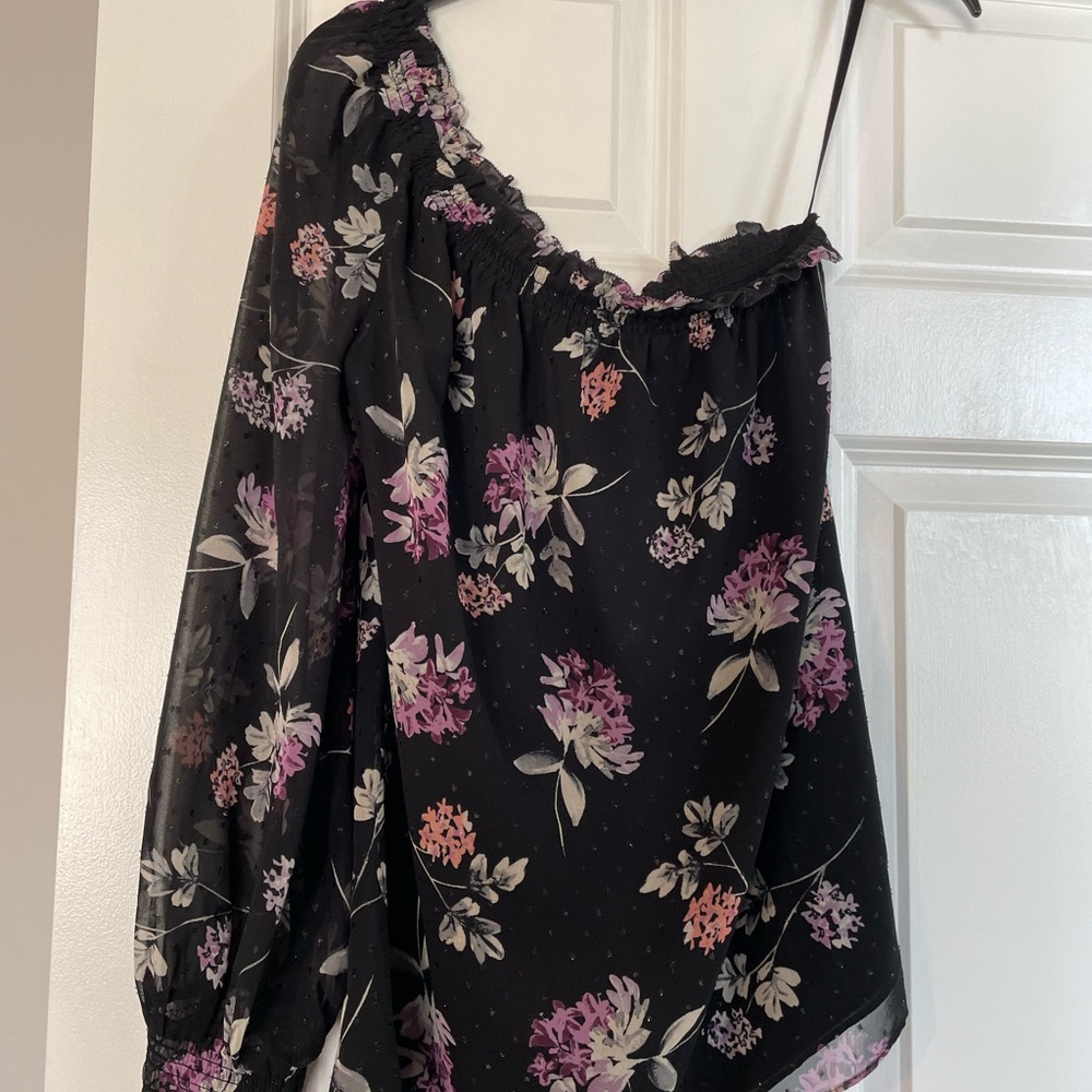White House black market one shoulder blouse size small